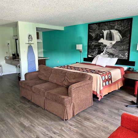 Super 8 By Wyndham Yreka Hotel Ngoại thất bức ảnh