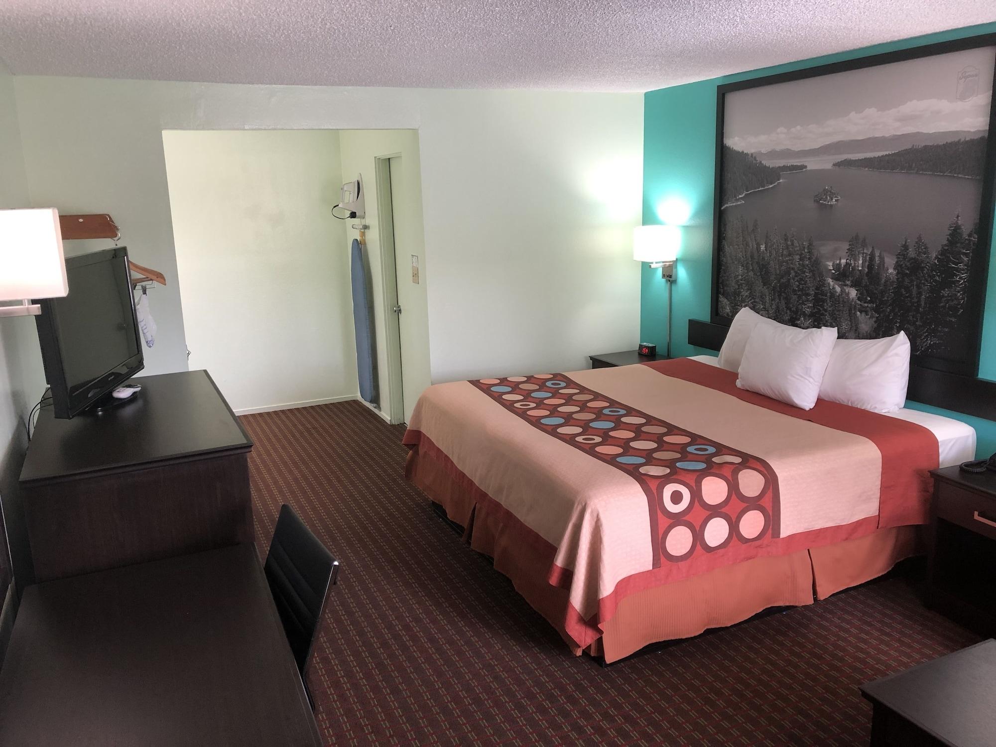 Super 8 By Wyndham Yreka Hotel Ngoại thất bức ảnh