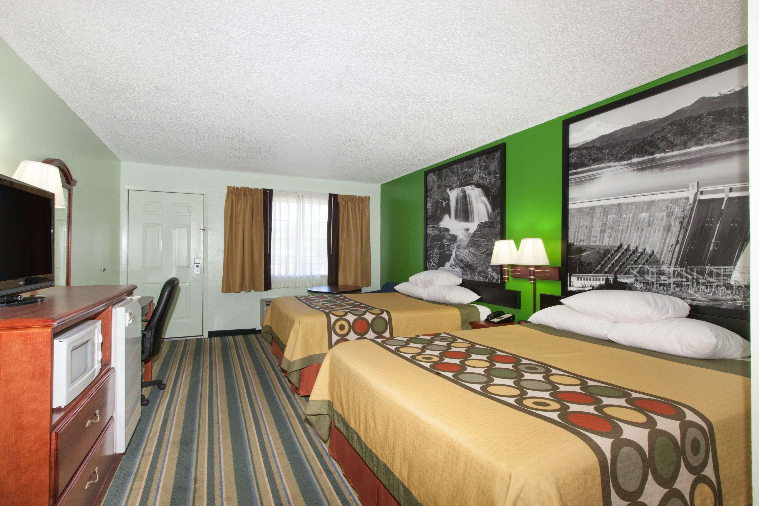 Super 8 By Wyndham Yreka Hotel Ngoại thất bức ảnh