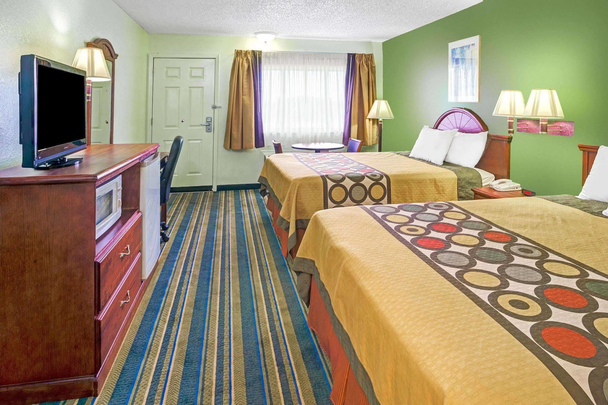 Super 8 By Wyndham Yreka Hotel Ngoại thất bức ảnh